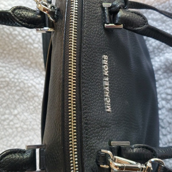 Michale Kors Black Leather Handbag - Picture 6 of 14